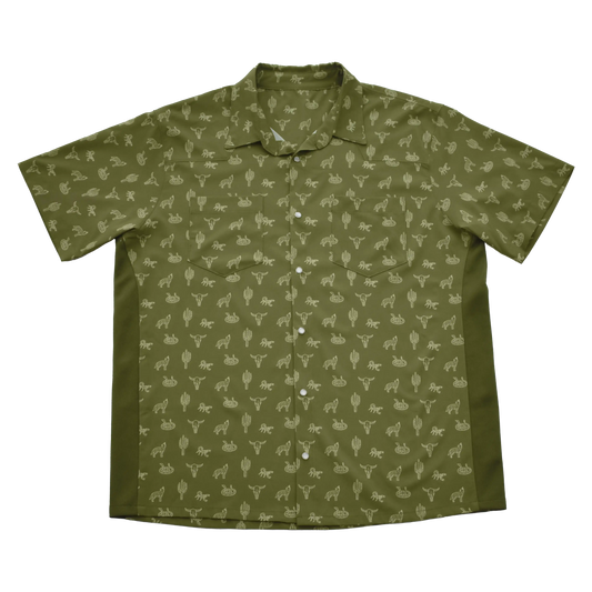 Front of the Badland Breeze shirt in moss